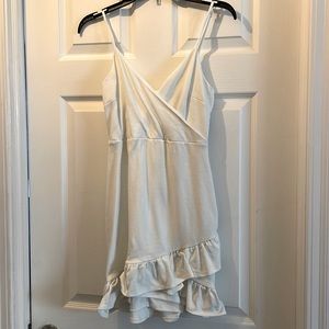 Lulu’s White Ruffled Mini Dress. Size M.